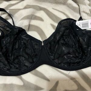 Set of 2 NWT Felina Paramour Underwire Elegant Black Lace Bras in 44D.